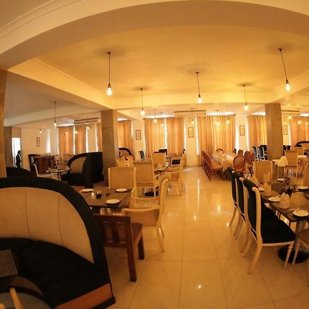 The Royal Mall Kandy Dış mekan fotoğraf
