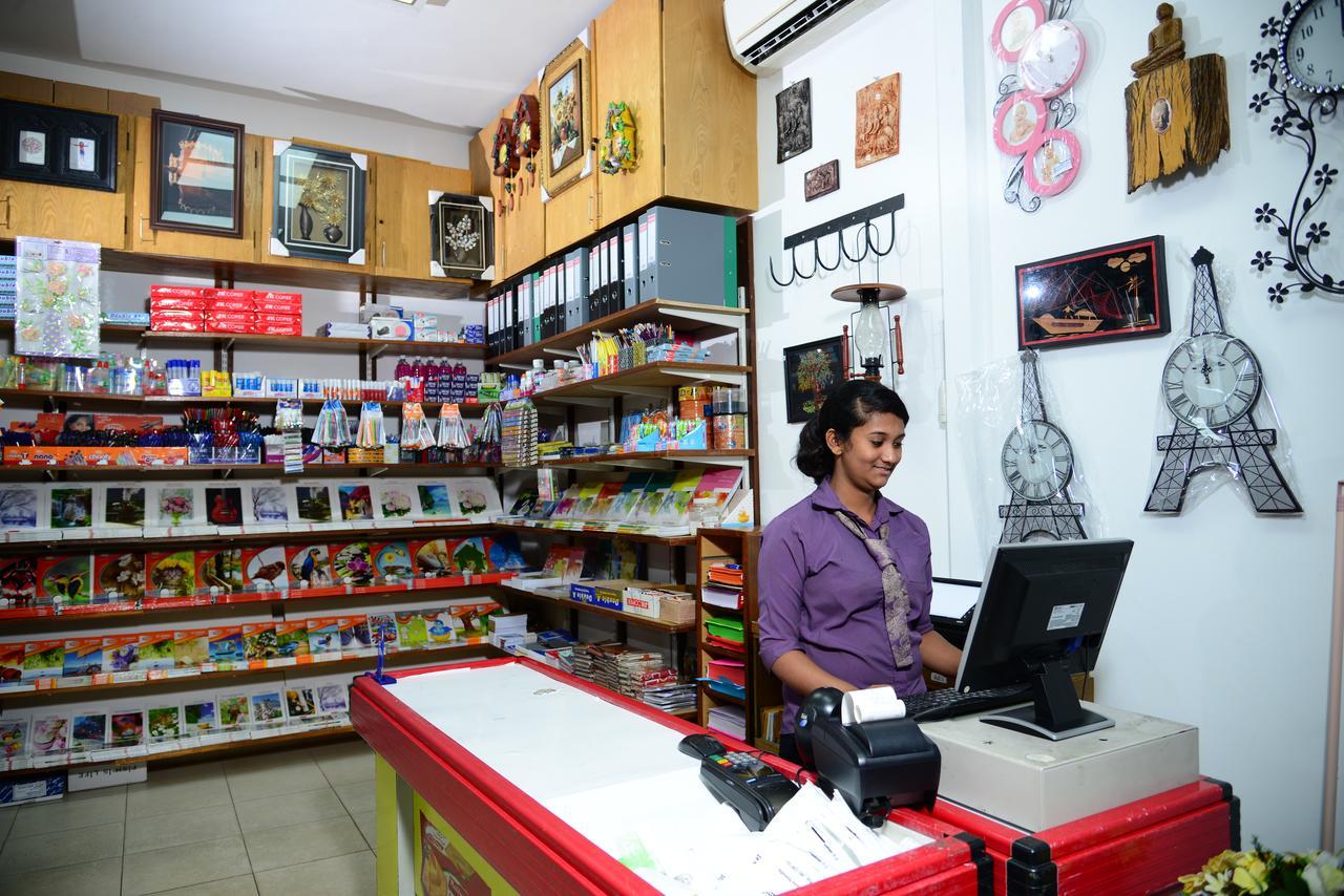 The Royal Mall Kandy Dış mekan fotoğraf